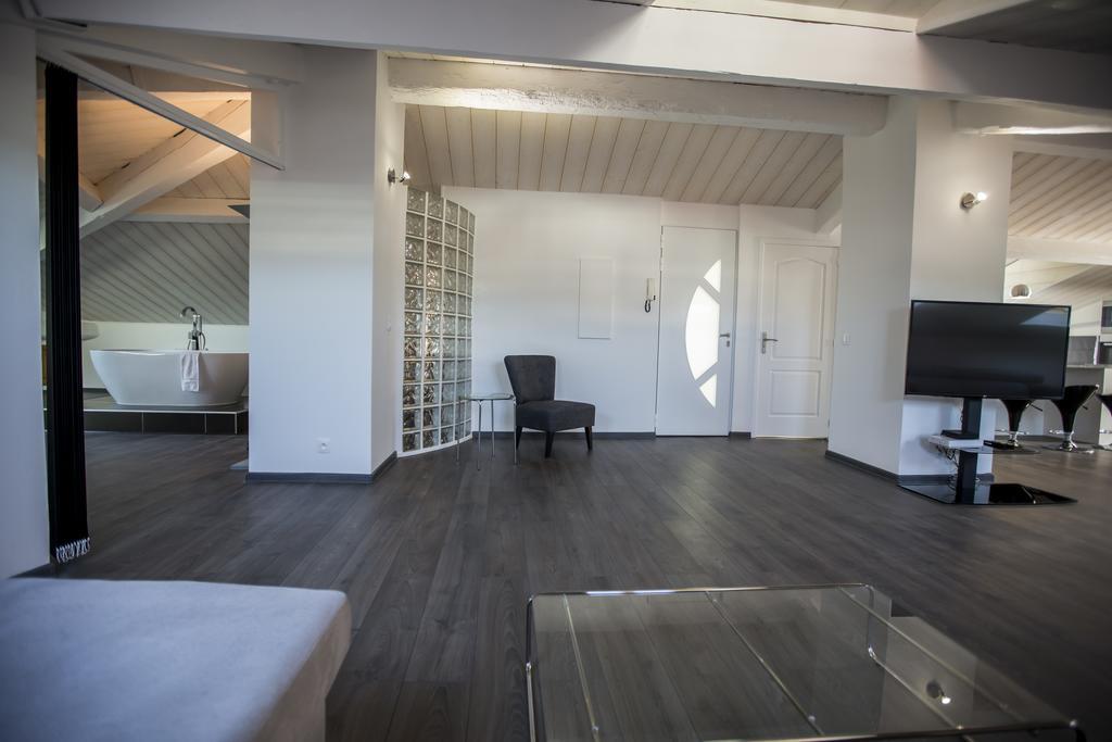 Sherlock Loft By Connexion Cannes Bagian luar foto